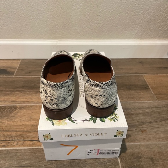 Chelsea & Violet snake skin loafer - Picture 5 of 5